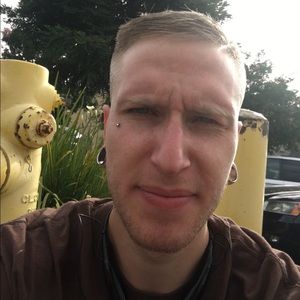 Meet your Posher, Stephen